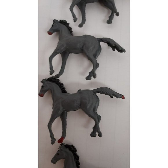 Horse Figurines-2"x 2½"  Plastic Mixed Colors TY247 - Picture 2 of 4